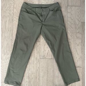 Lulu Lemon Commission Trousers
